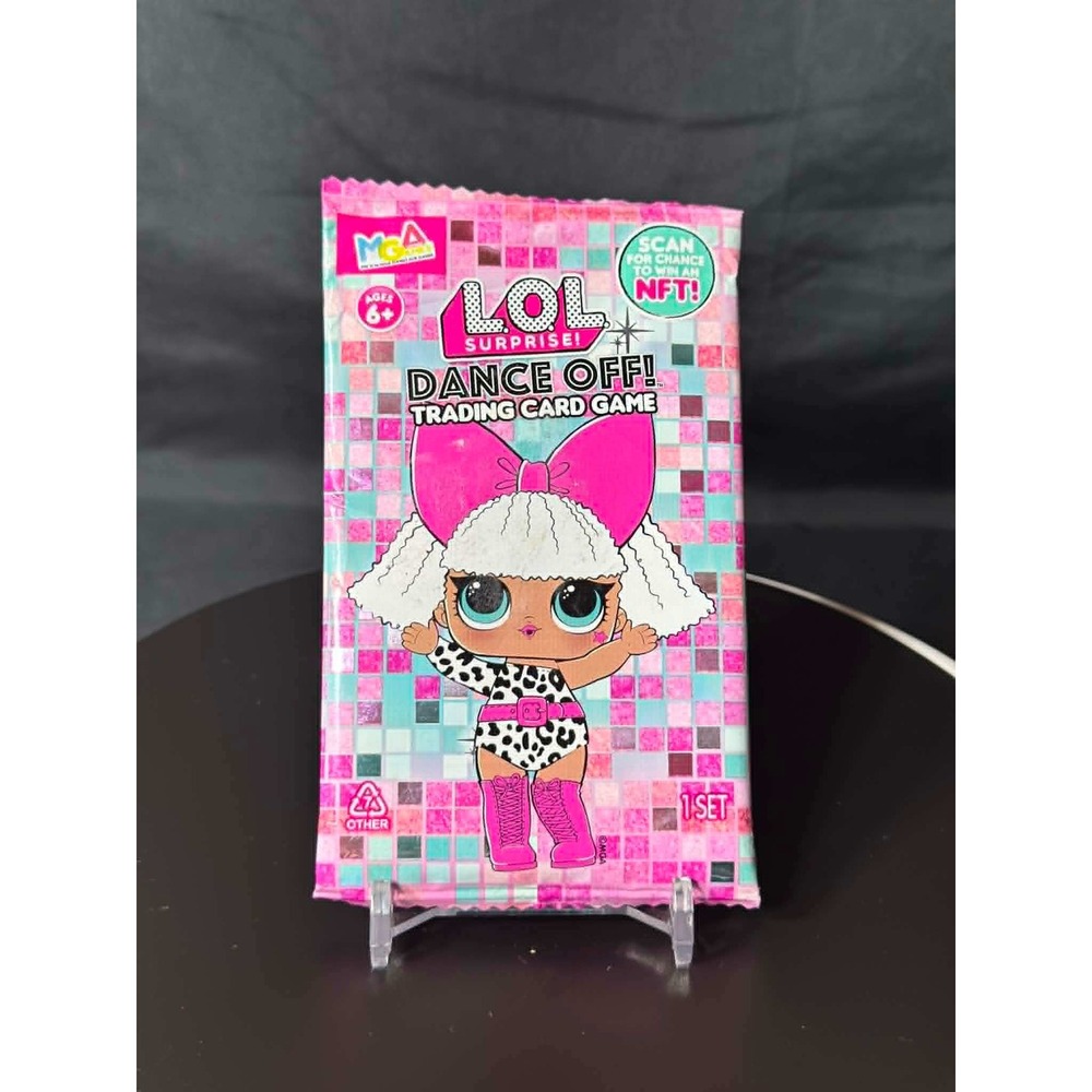 LOL Surprise Dance Off Trading Card Game‎ Booster Pack 8 Cards 3 Tokens MGA NFT